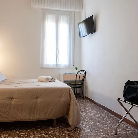 Ξενοδοχείο Amadei Blumen Πέζαρο