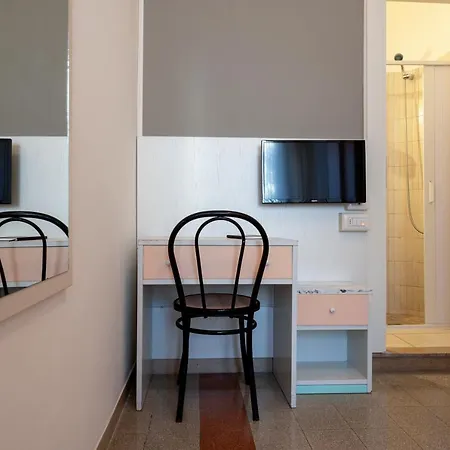 Amadei Blumen ペザロ