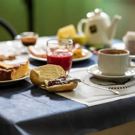 Amadei Blumen Hotel 3*