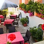 Hotel Amadei Blumen Pesaro