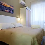Amadei Blumen Hotel 3*