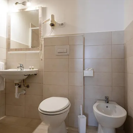 Hotel Amadei Blumen 3*