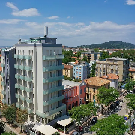 Amadei Blumen Ξενοδοχείο 3*
