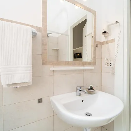 Amadei Blumen Hotel Pesaro