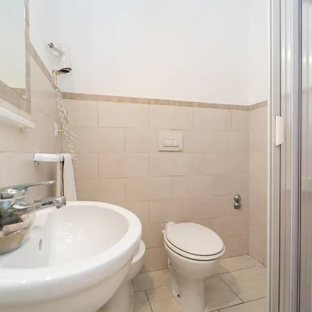 Hotel Amadei Blumen 3*