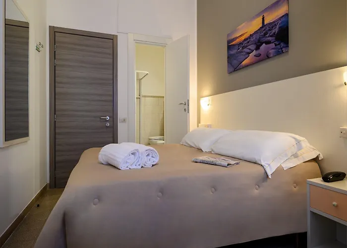 Amadei Blumen 3* 佩萨罗