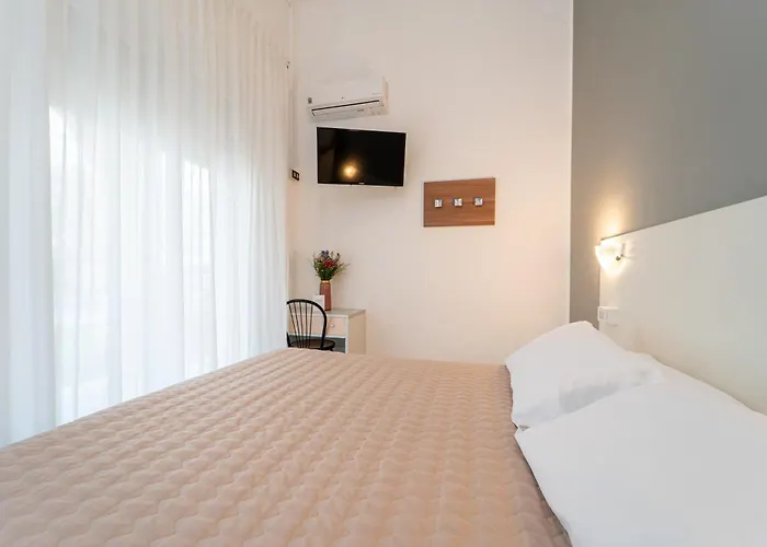 Hotel Amadei Blumen 3*