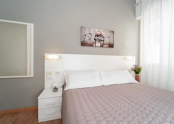 Hotel Amadei Blumen Pesaro