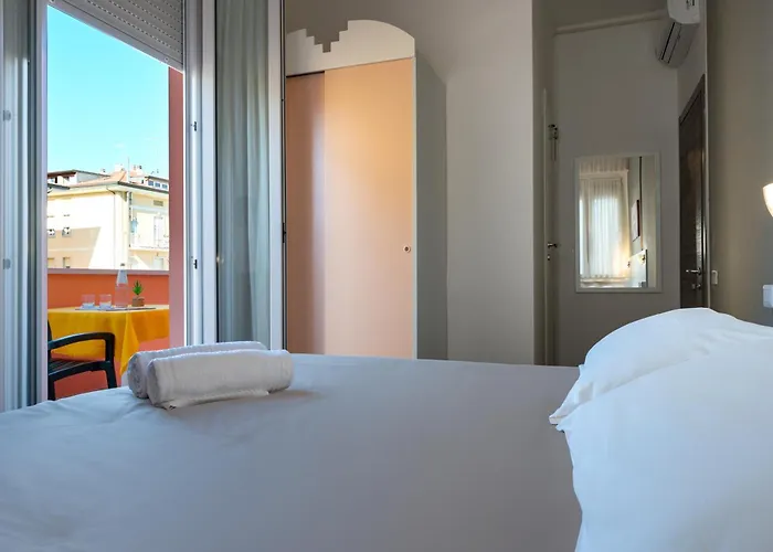 Hotel Amadei Blumen 3*