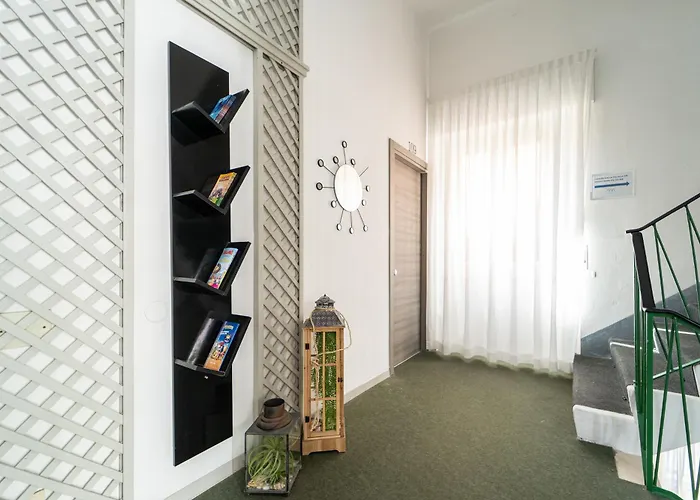 Hotel Amadei Blumen Pesaro